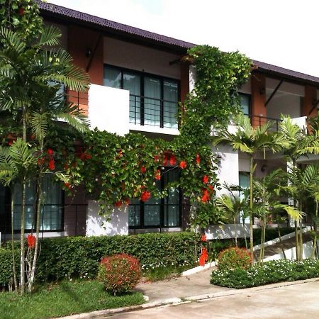 Wassana Sitdharma Guesthouse Trang Eksteriør billede
