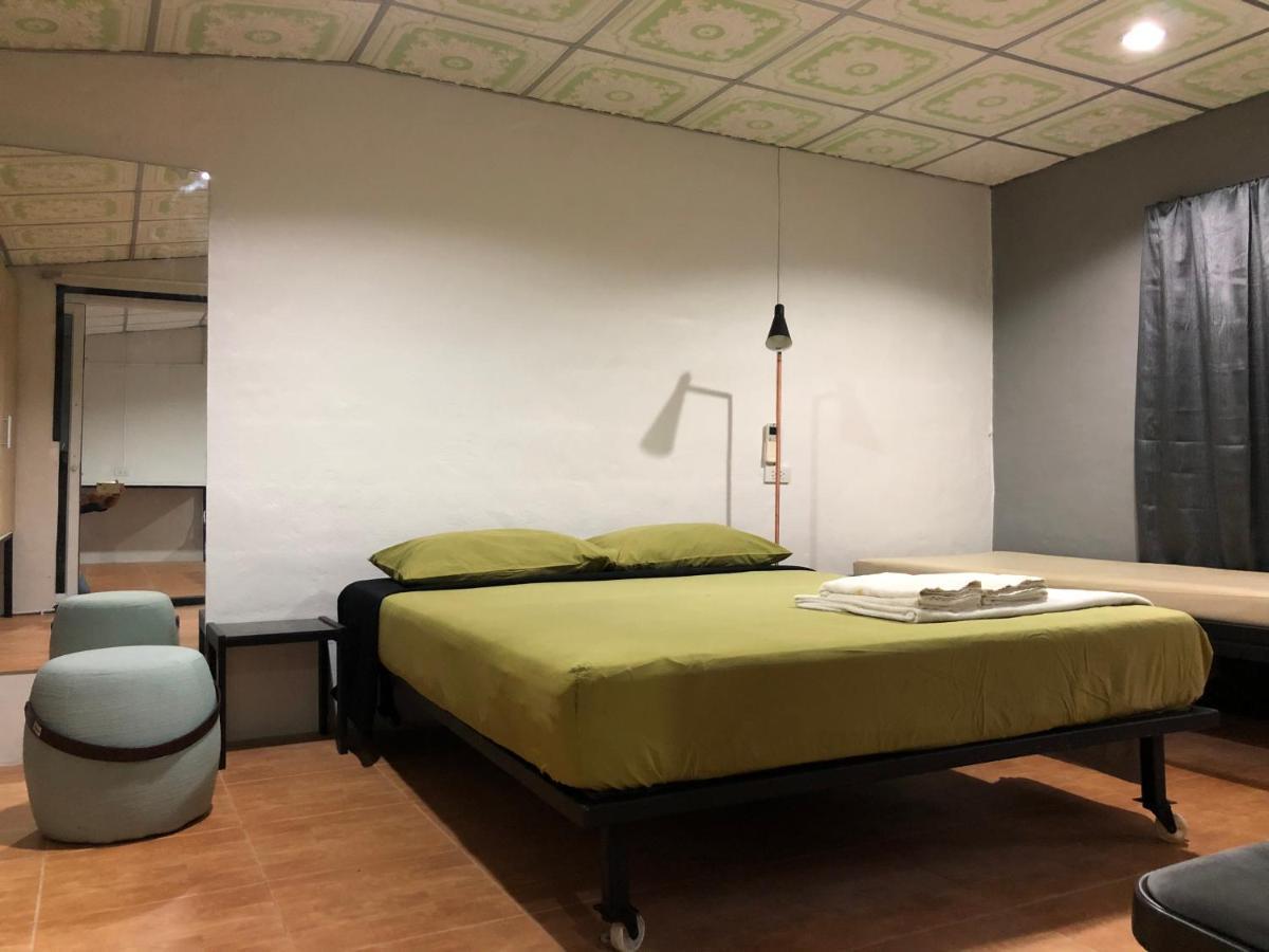 Wassana Sitdharma Guesthouse Trang Eksteriør billede