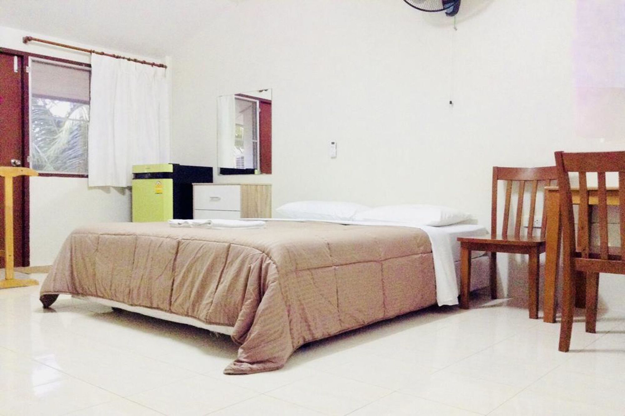 Wassana Sitdharma Guesthouse Trang Eksteriør billede